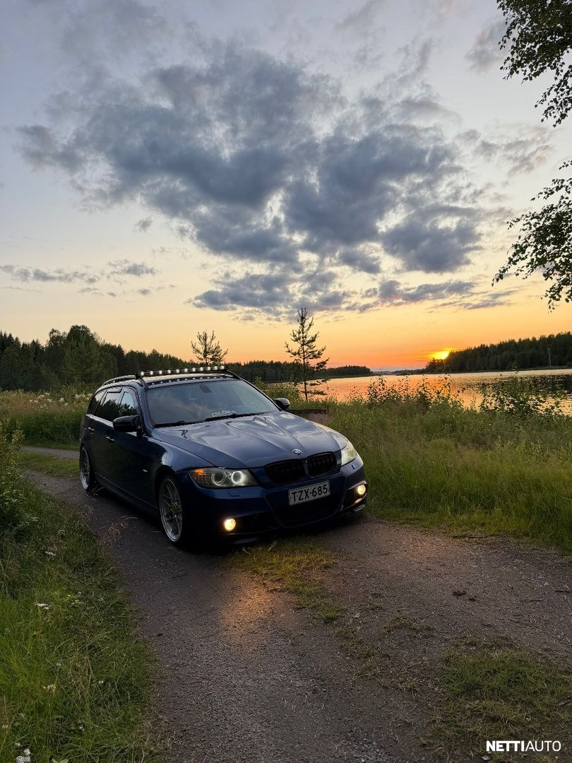 BMW 325