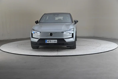 Volvo EX30 Twin Performance Plus 2024, photo 3/33