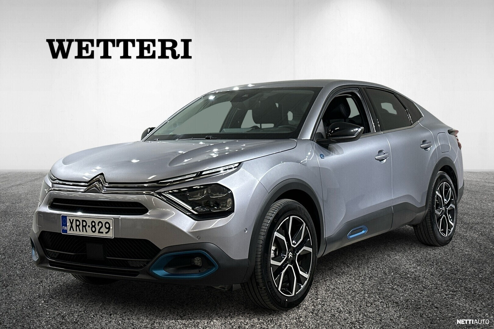 Citroen e-C4 X