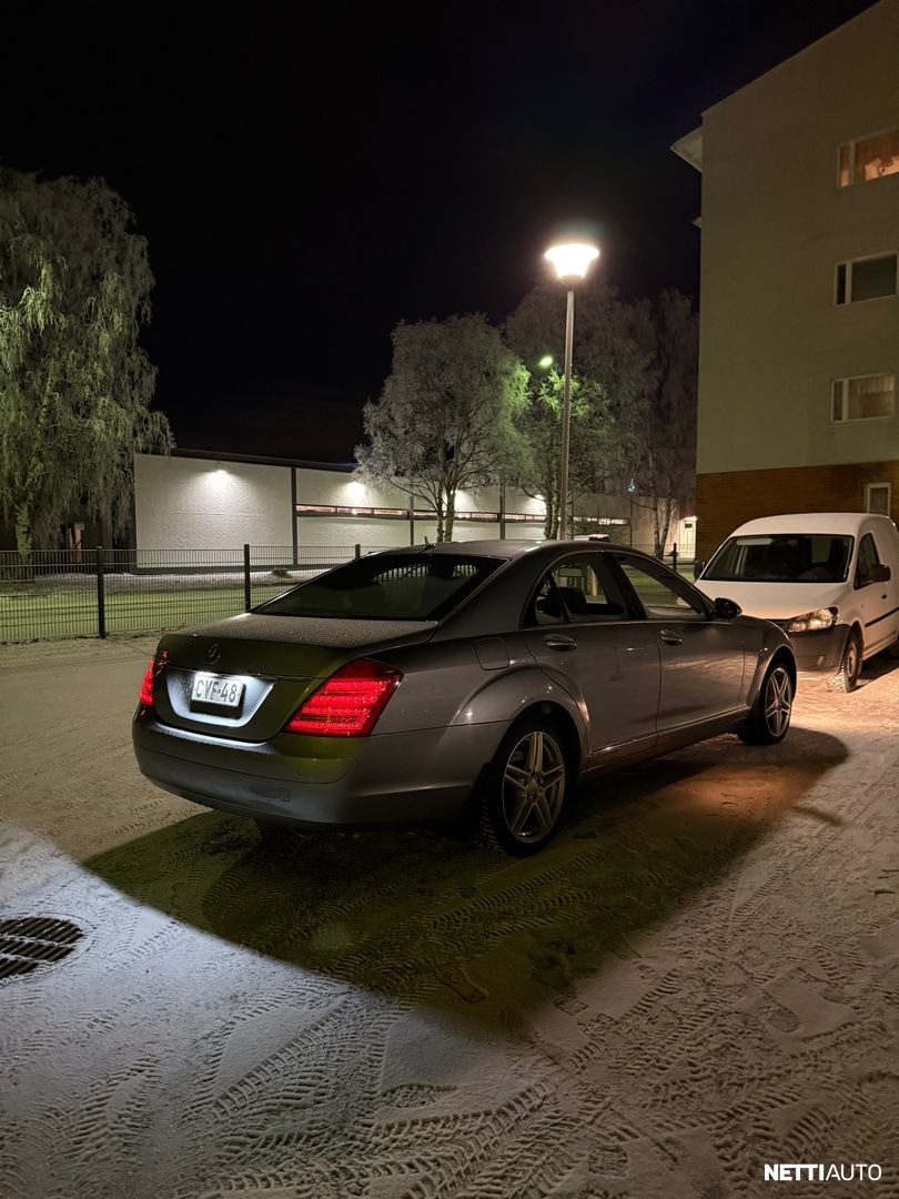 Mercedes-Benz S
