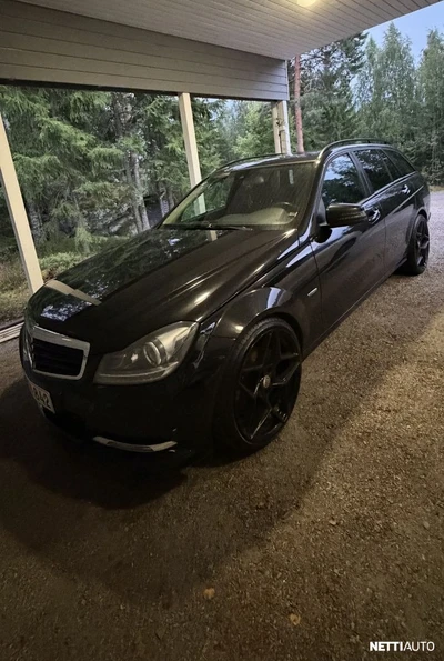 Mercedes-Benz C 2012, kuva 2/5