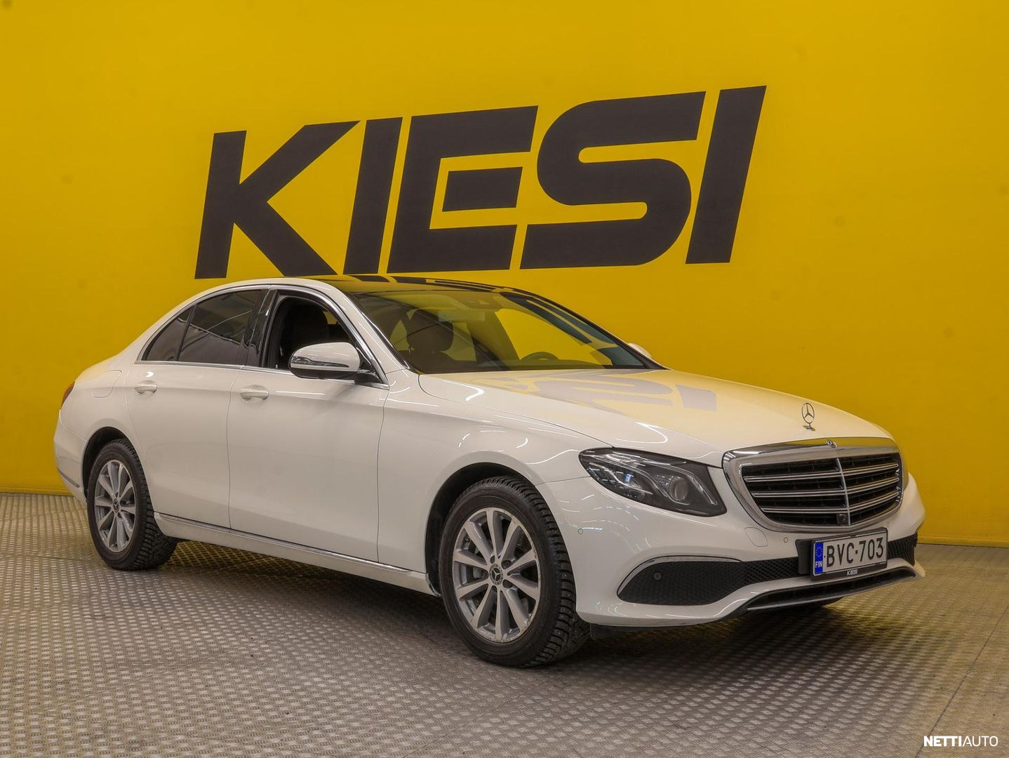 Mercedes-Benz E