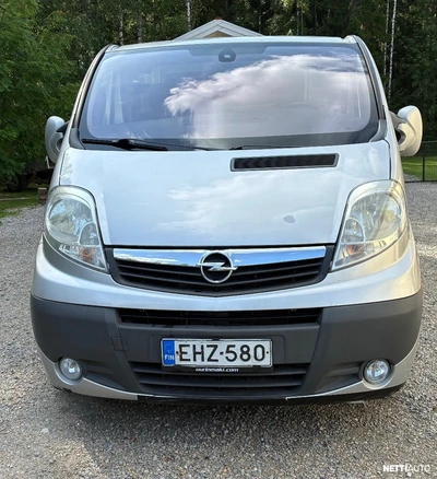 Opel Vivaro 2009, photo 3/7