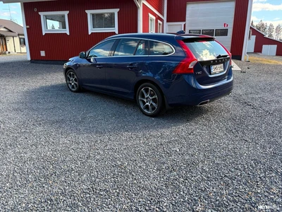 Volvo V60 D4 Ocean Race Business aut 2015, kuva 2/22