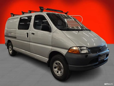 Toyota Hiace 2005, kuva 4/48