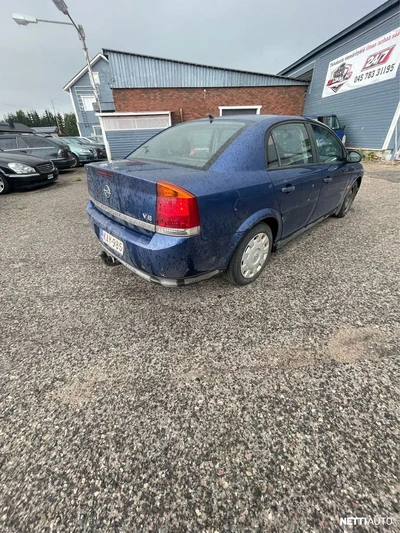 Opel Vectra 2002, photo 3/11