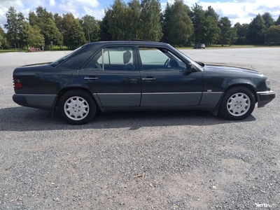 Mercedes-Benz 230 230E 1992, kuva 7/10