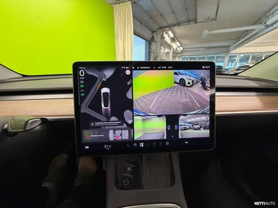 Tesla Model Y Long Range 2023, photo 6/10
