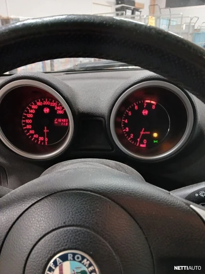 Alfa Romeo 156 2004, kuva 7/10