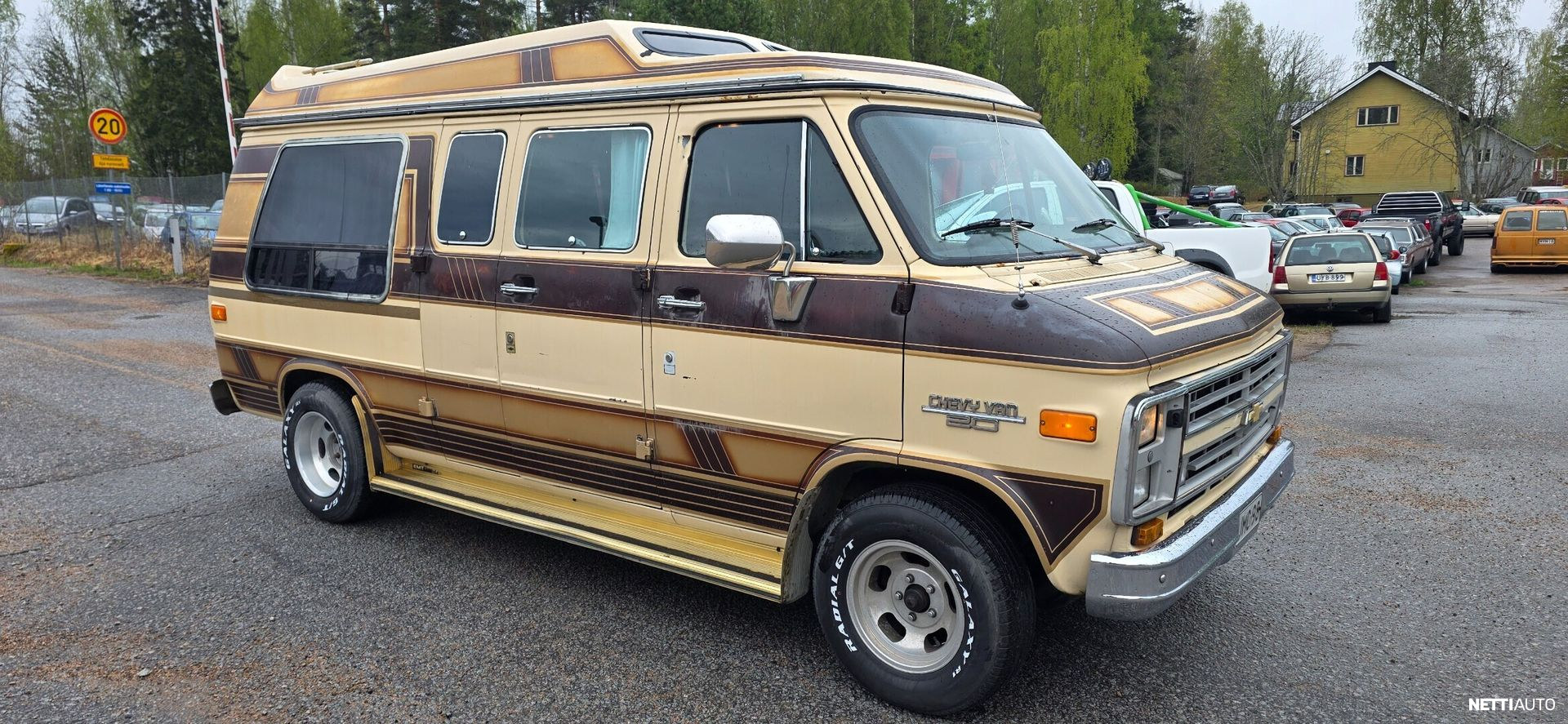 Chevrolet Chevy Van