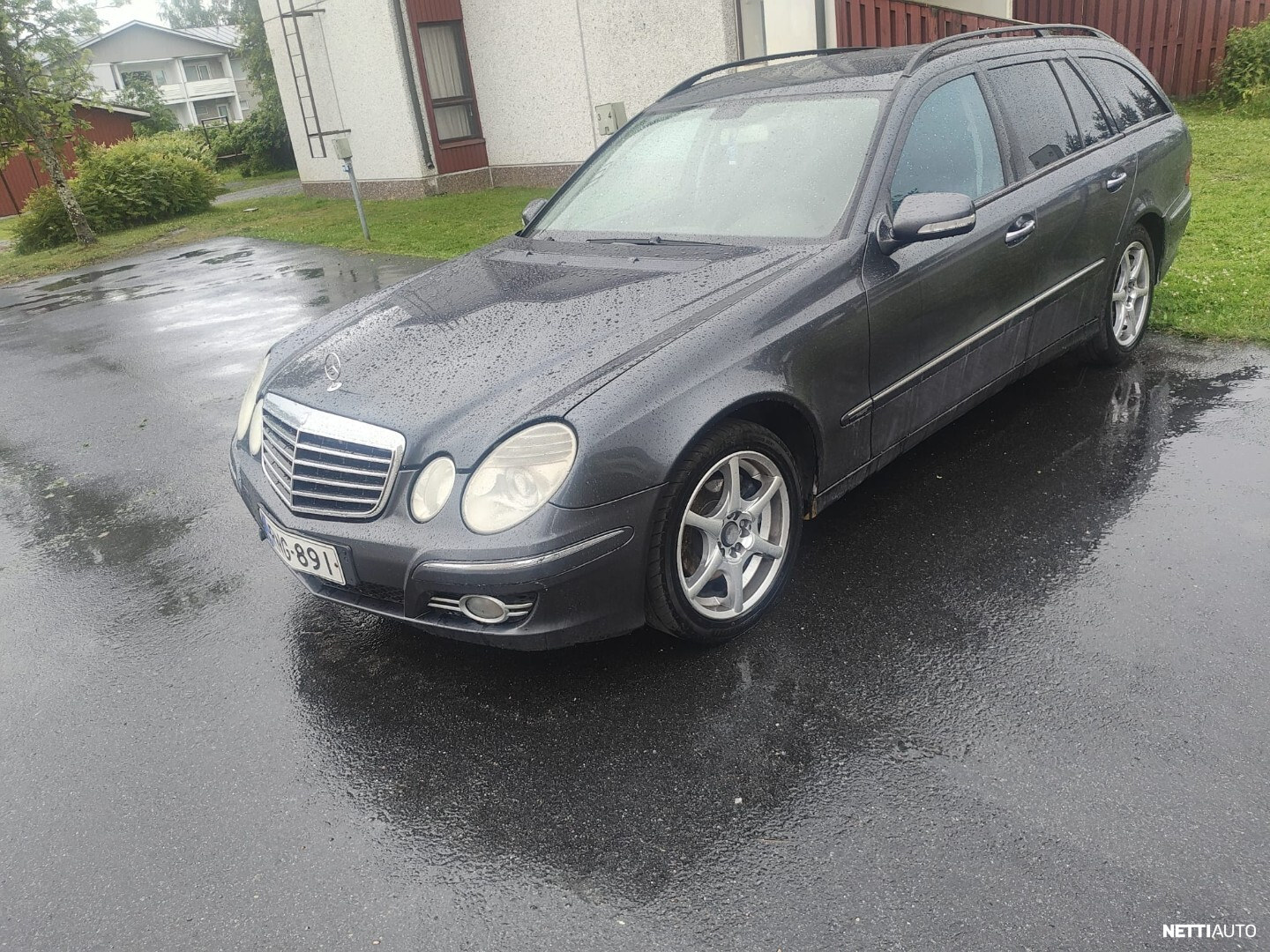 Mercedes-Benz E