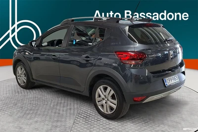 Dacia Sandero Stepway TCe 90 Comfort 2022, kuva 3/32