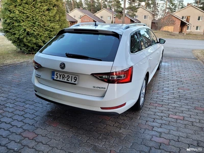 Skoda Superb 2019, kuva 4/15