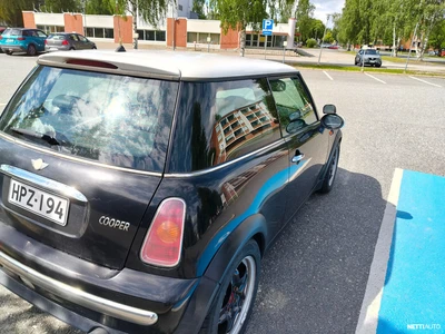 MINI Cooper 1.6 2004, photo 6/7