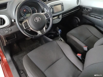 Toyota Yaris Hybrid Active 5ov 2013, kuva 7/15