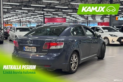 Toyota Avensis 2012, photo 4/8