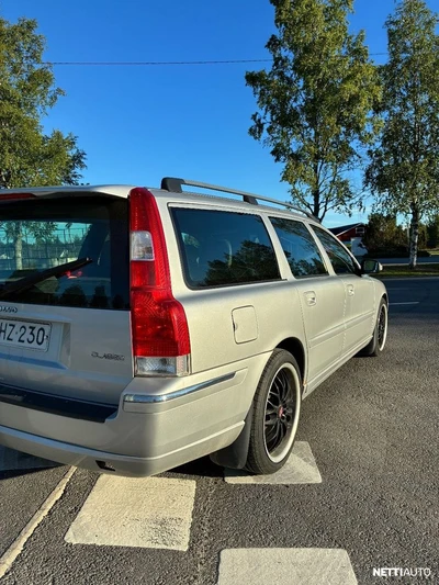 Volvo V70 2007, kuva 6/10