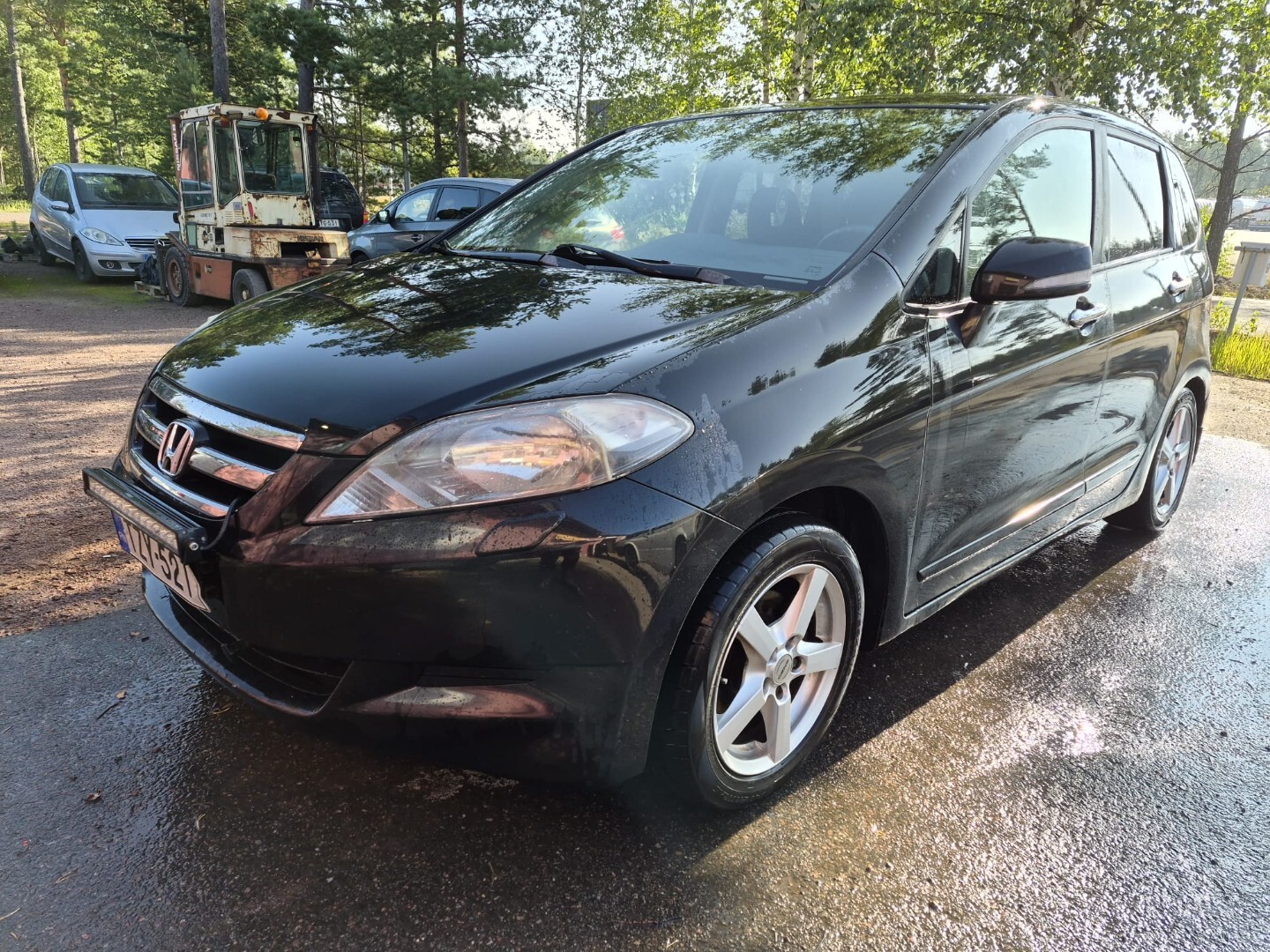 Honda FR-V