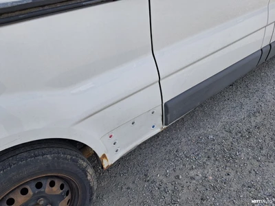 Renault Trafic 2010, photo 5/13