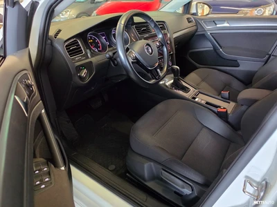 Volkswagen Golf 2019, photo 7/10