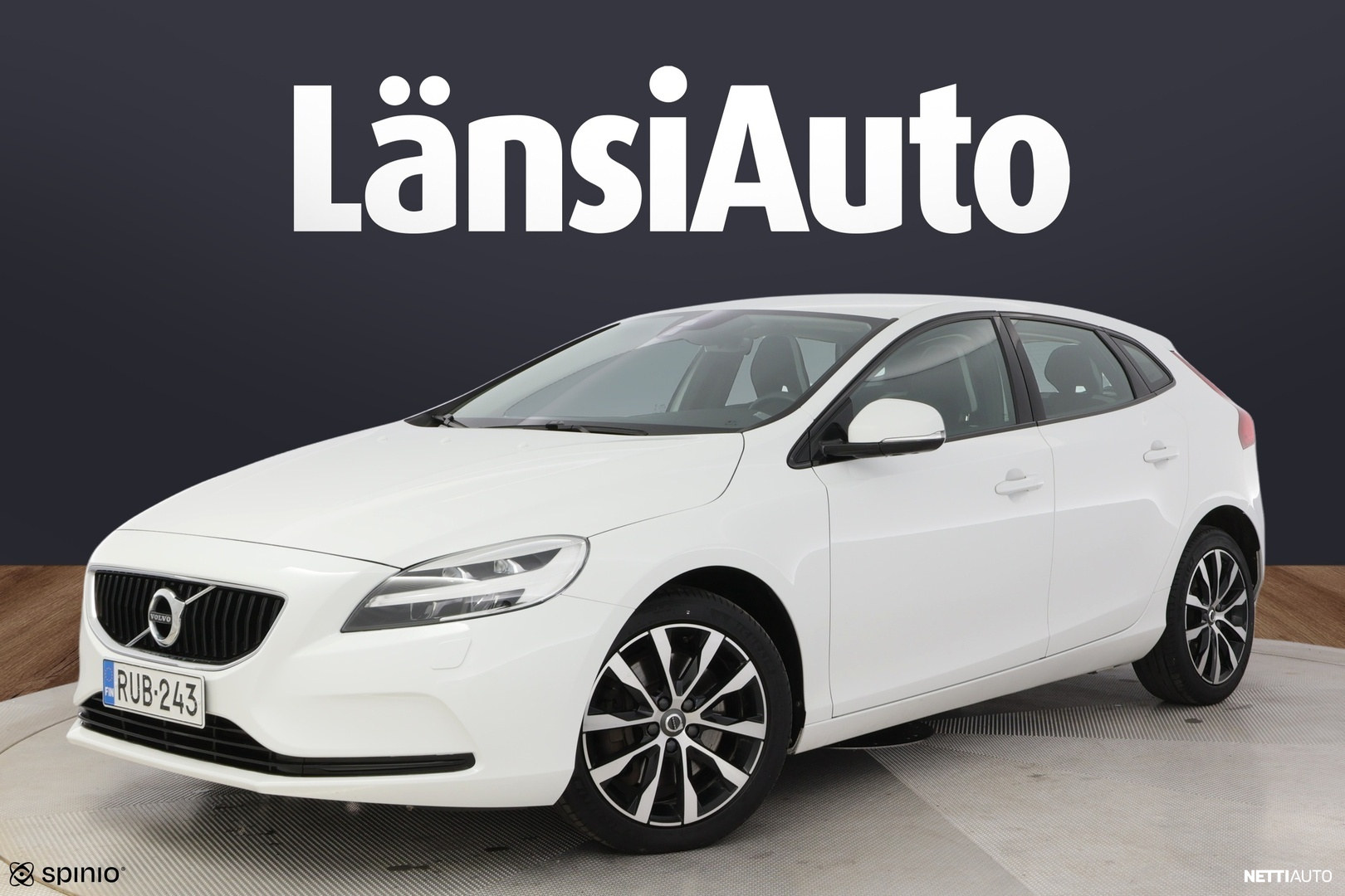 Volvo V40