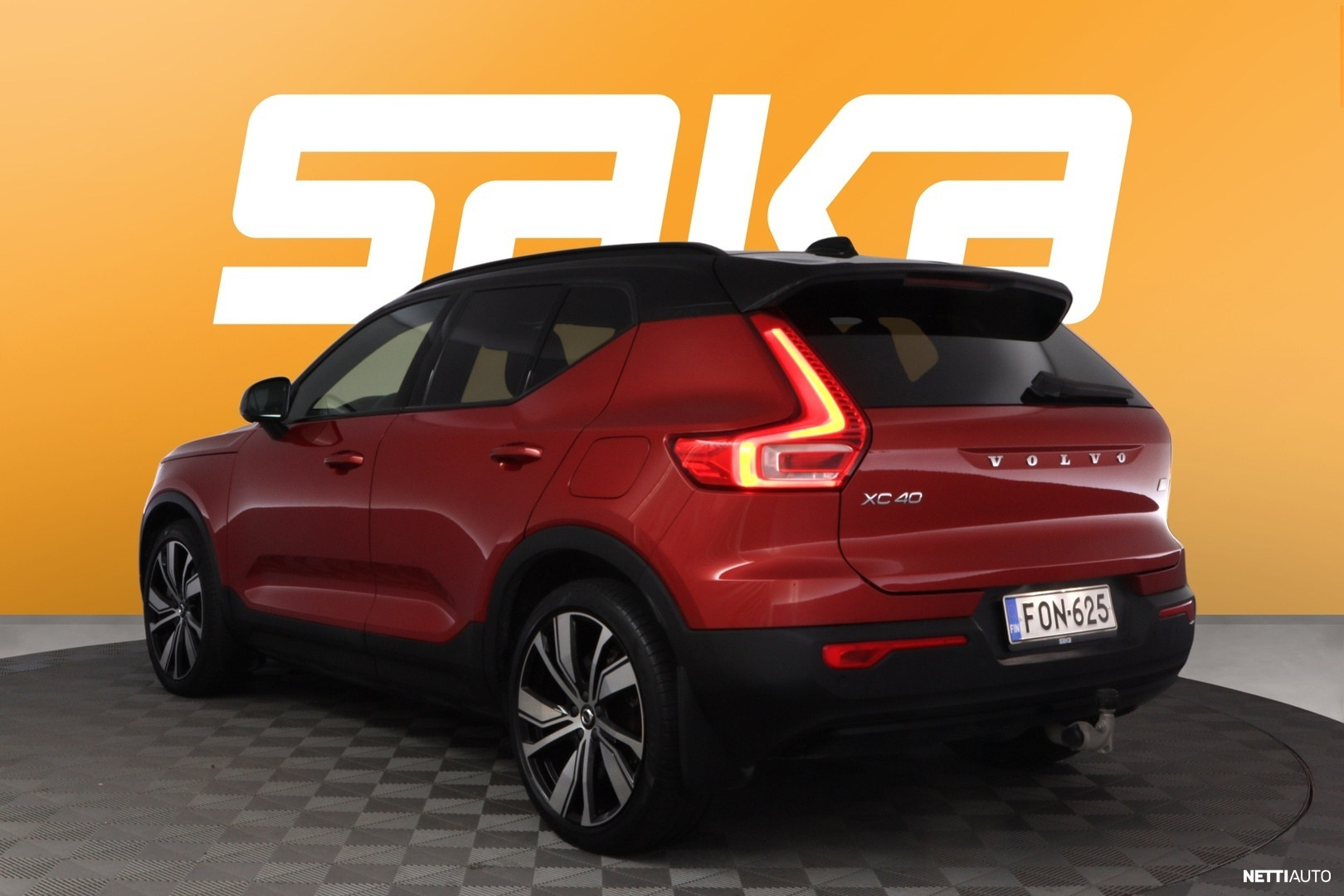 Volvo XC40 2021, photo 5/45