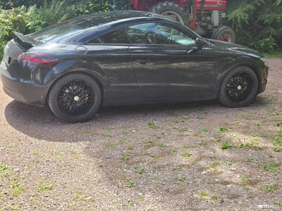 Audi TT Coupé 2,0 Turbo FSI 147 kW 2008, kuva 3/11