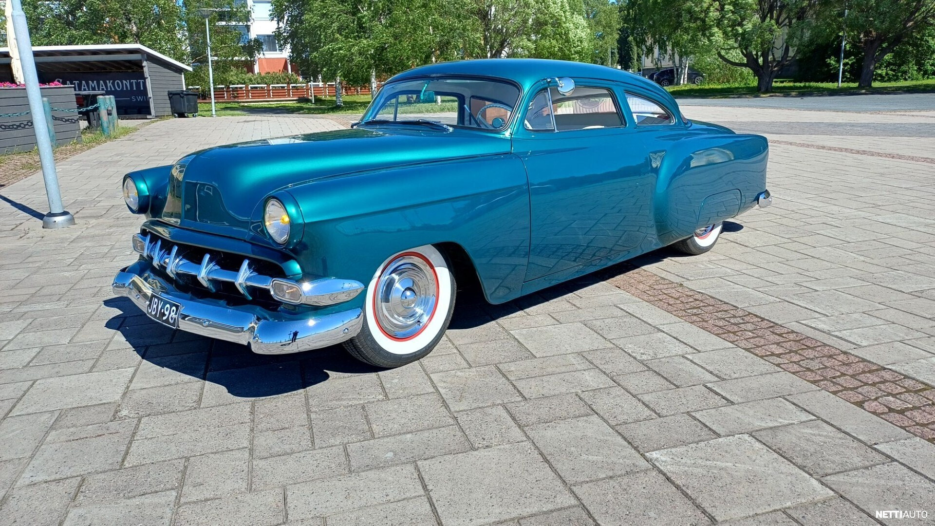Chevrolet 210