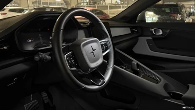Polestar 2 2023, kuva 6/7