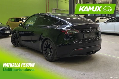 Tesla Model Y Performance 2023, kuva 2/8