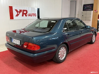 Mercedes-Benz E 1999, photo 3/18