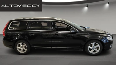 Volvo V70 D2 Summum 2015, photo 3/13
