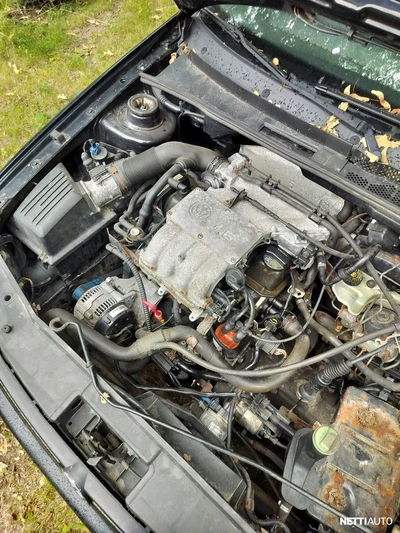 Volkswagen Golf 1,6 5d 1997, kuva 7/7