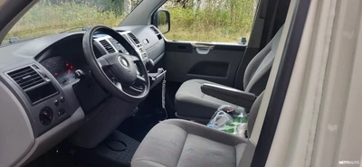 Volkswagen Transporter 2008, photo 5/19