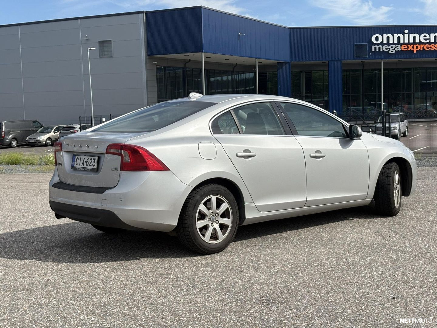 Volvo S60 2013, photo 2/6