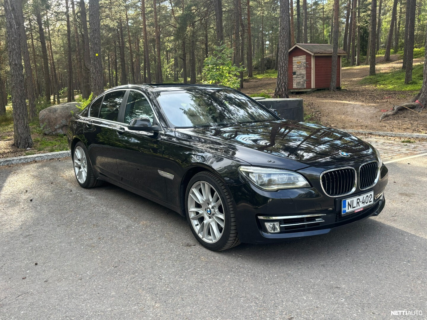 BMW 750