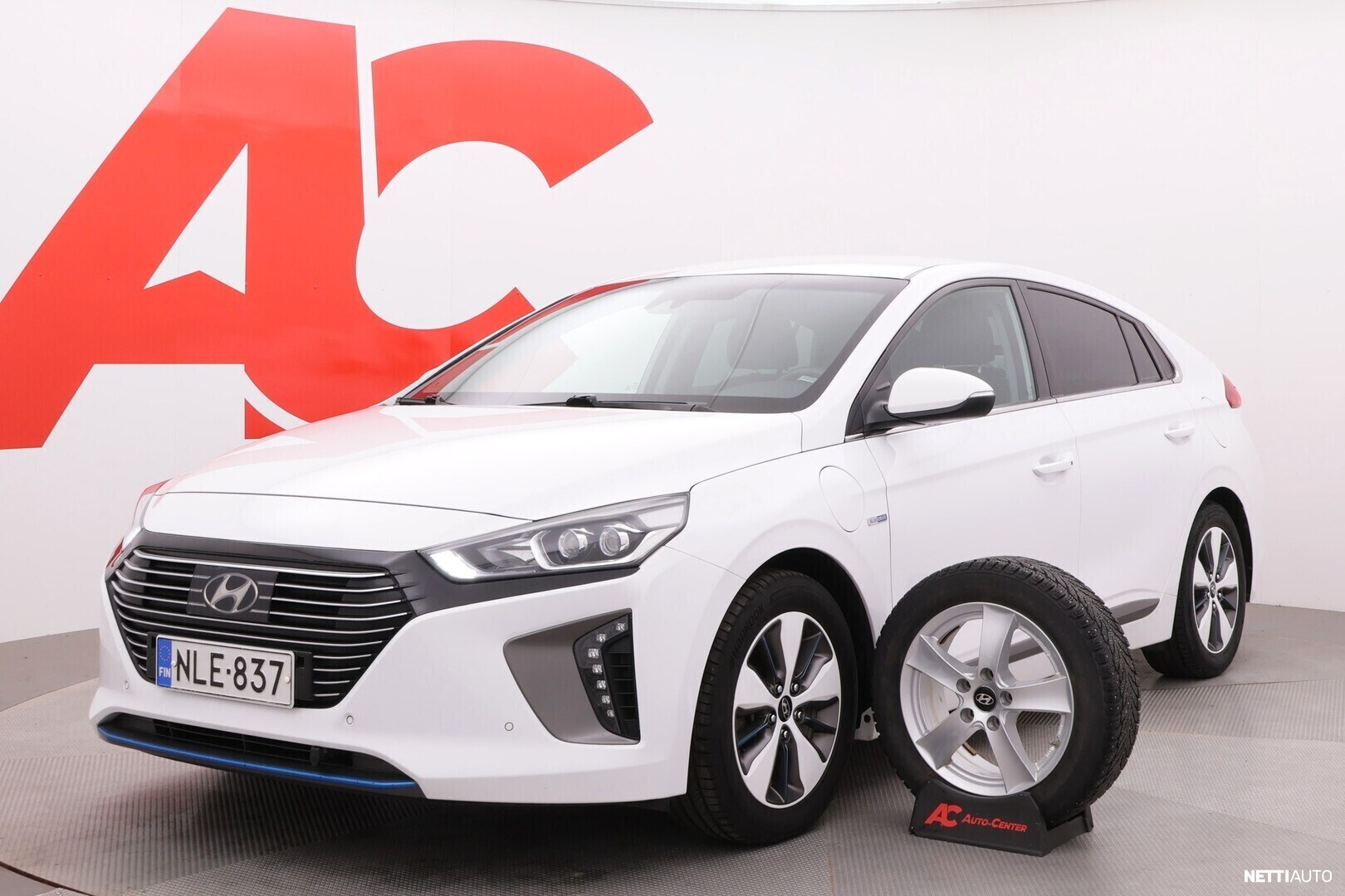 Hyundai Ioniq Plug-In