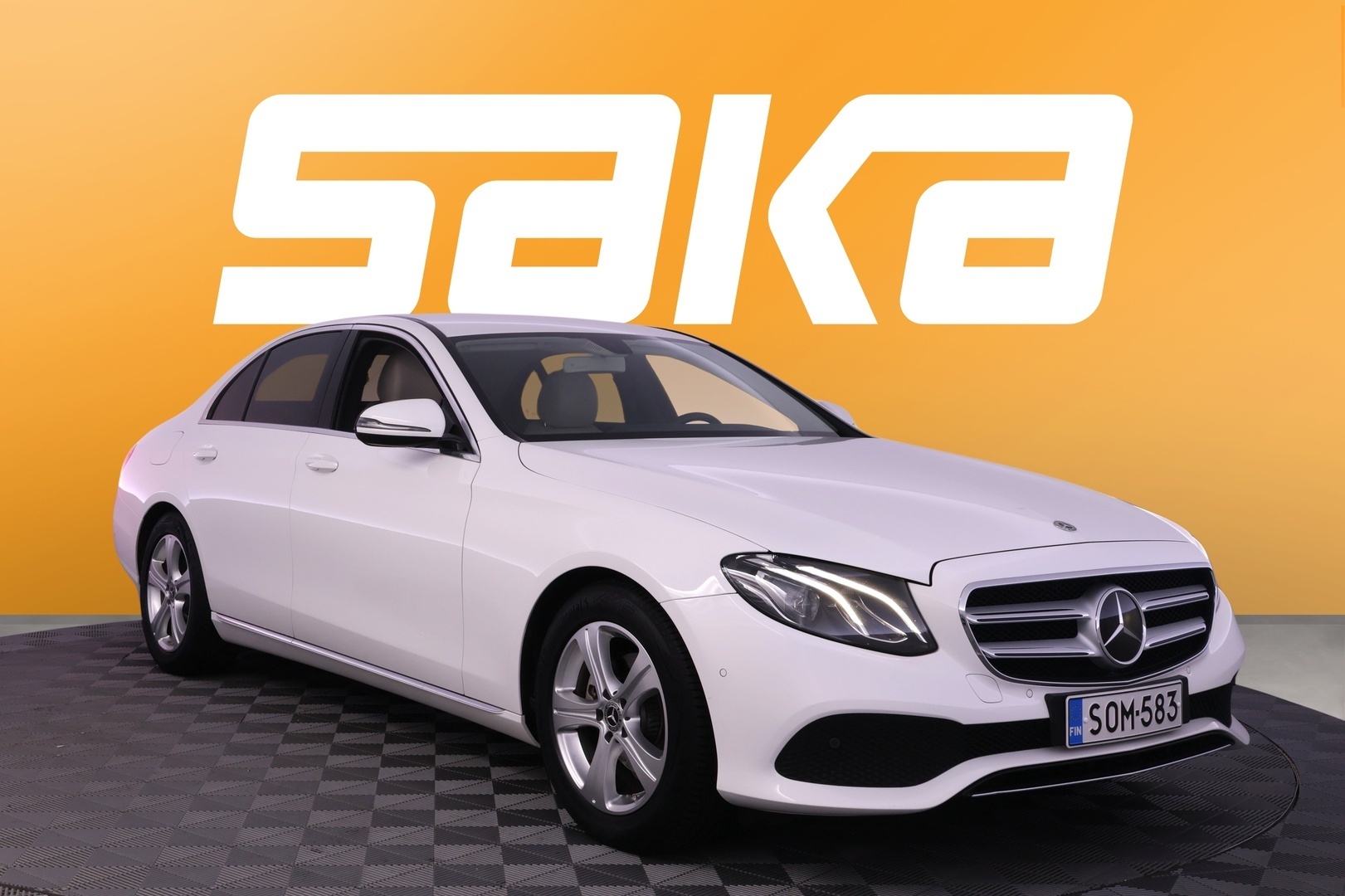 Mercedes-Benz E