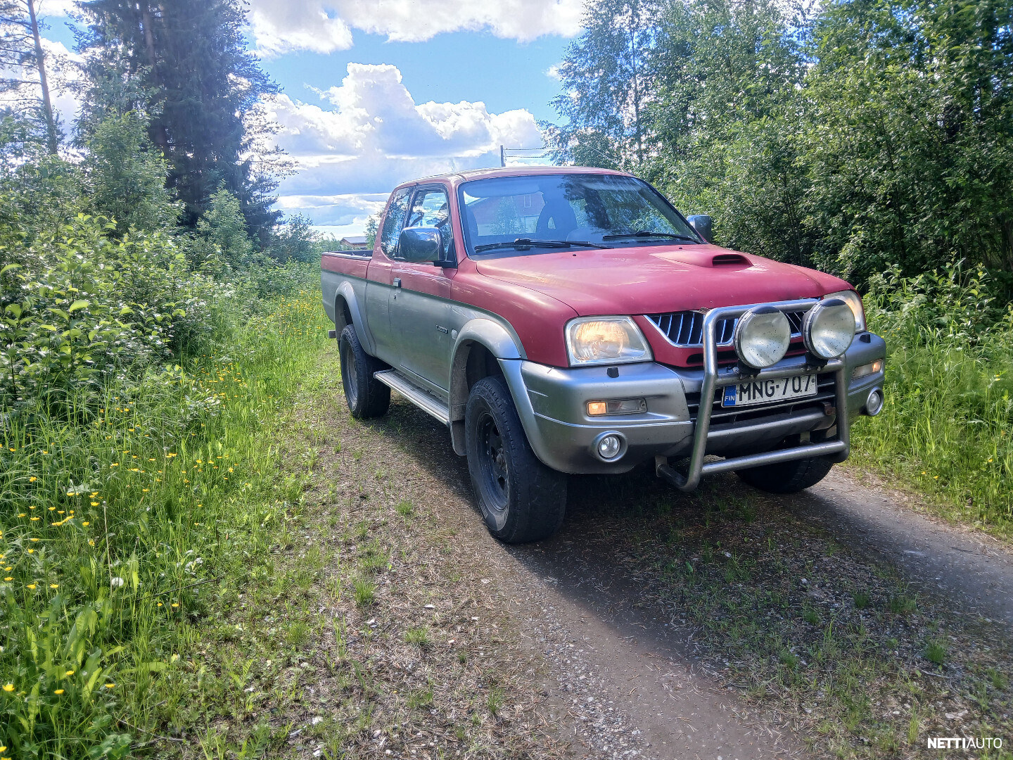 Mitsubishi L200
