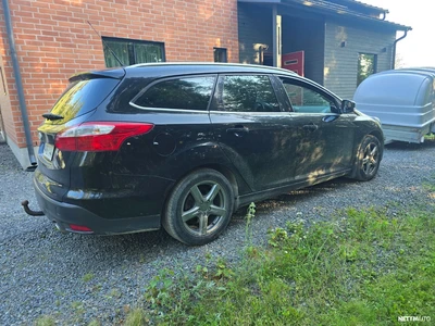 Ford Focus 2012, kuva 4/7