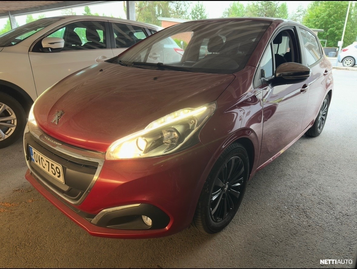 Peugeot 208