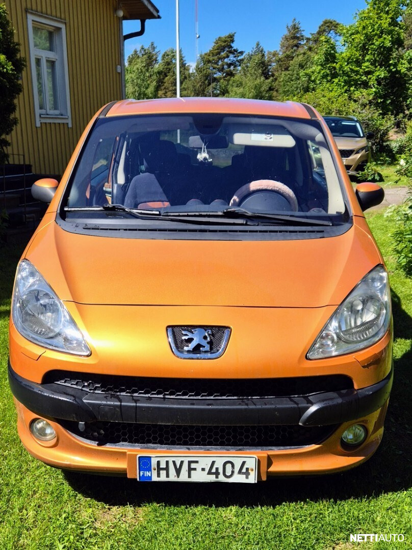 Peugeot 1007