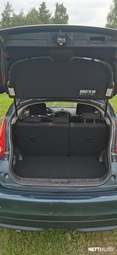 Nissan Juke 2011, kuva 3/7