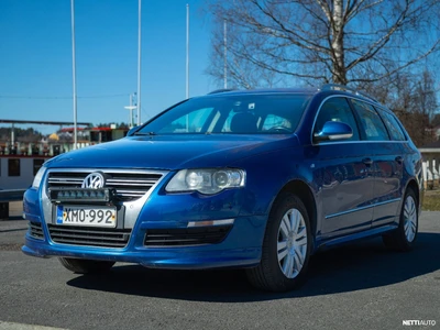 Volkswagen Passat 2010, kuva 1/7