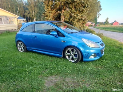 Opel Corsa 1.6 Turbo OPC 2010, kuva 7/24