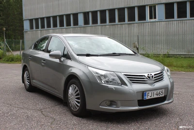 Toyota Avensis 2009, photo 2/19