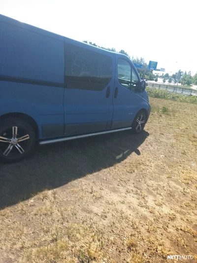 Renault Trafic 2006, kuva 3/4