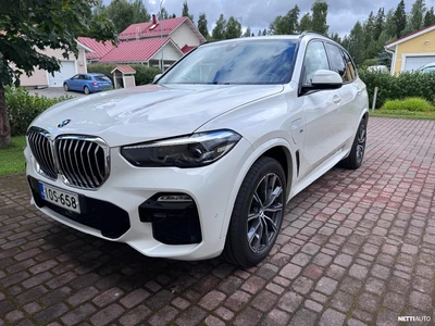 BMW X5 G05 xDrive45e A 2020, kuva 2/24