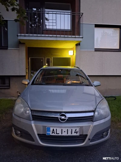 Opel Astra 2007, kuva 1/10