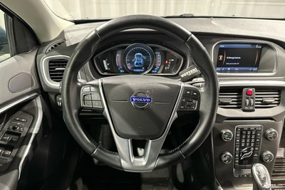 Volvo V40 D3 Momentum aut 2013, photo 7/24